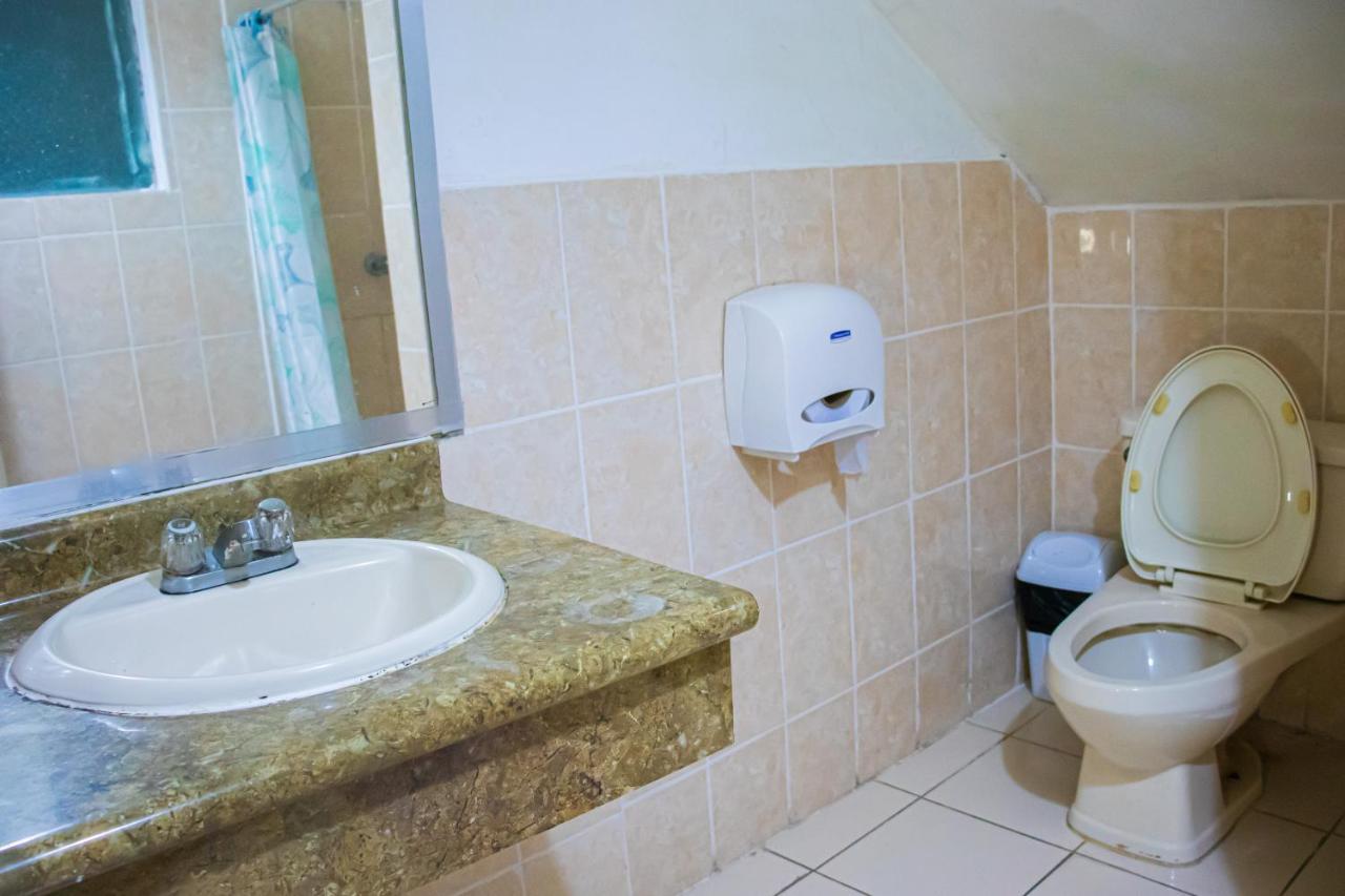 Hostel Thay83 Miraflores Lima Bagian luar foto